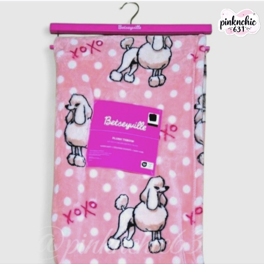 Betseyville Betsey Johnson Pink Poodle Polkadot Plush Throw Blanket XOXO